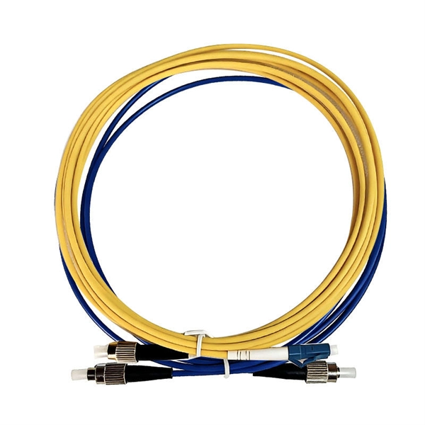 Fiber optic patch cord connector wiring sequence