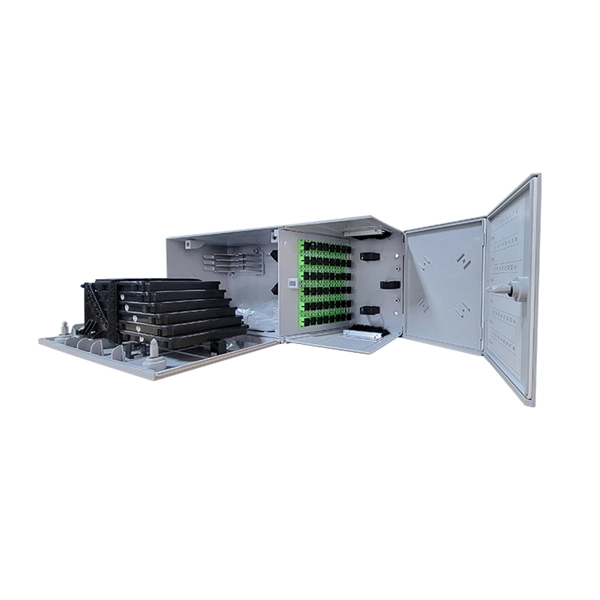 Undertaking fiber optic cable splicing for data centers