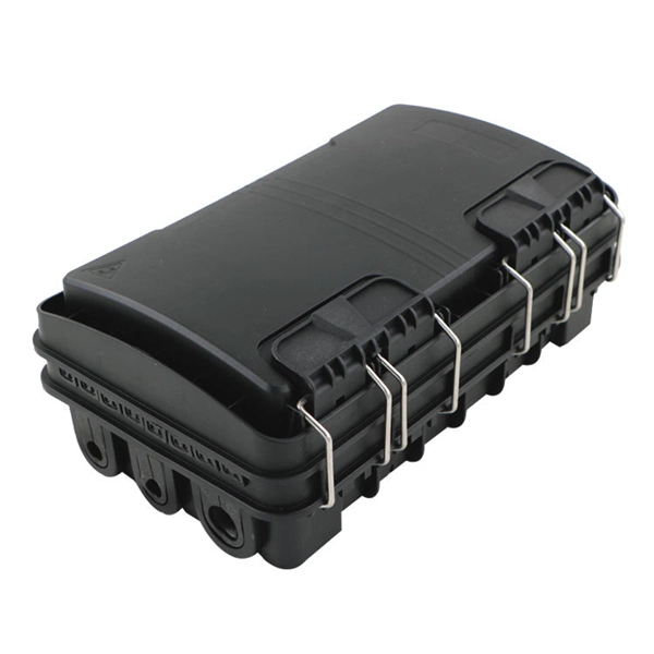 What is the unit for fiber optic splice loss in dB