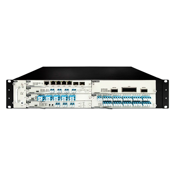 Performance Comparison of Energy-Saving Fiber Optic Connectors and Traditional Cables