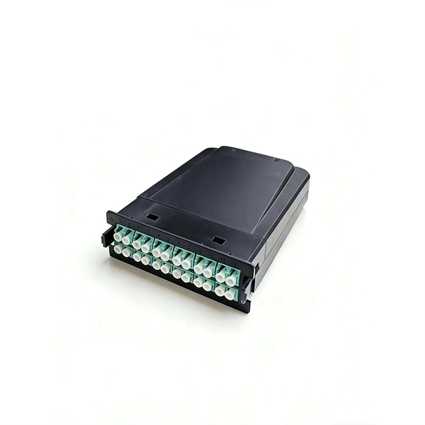 Installation of copper busbars in secondary distribution boxes